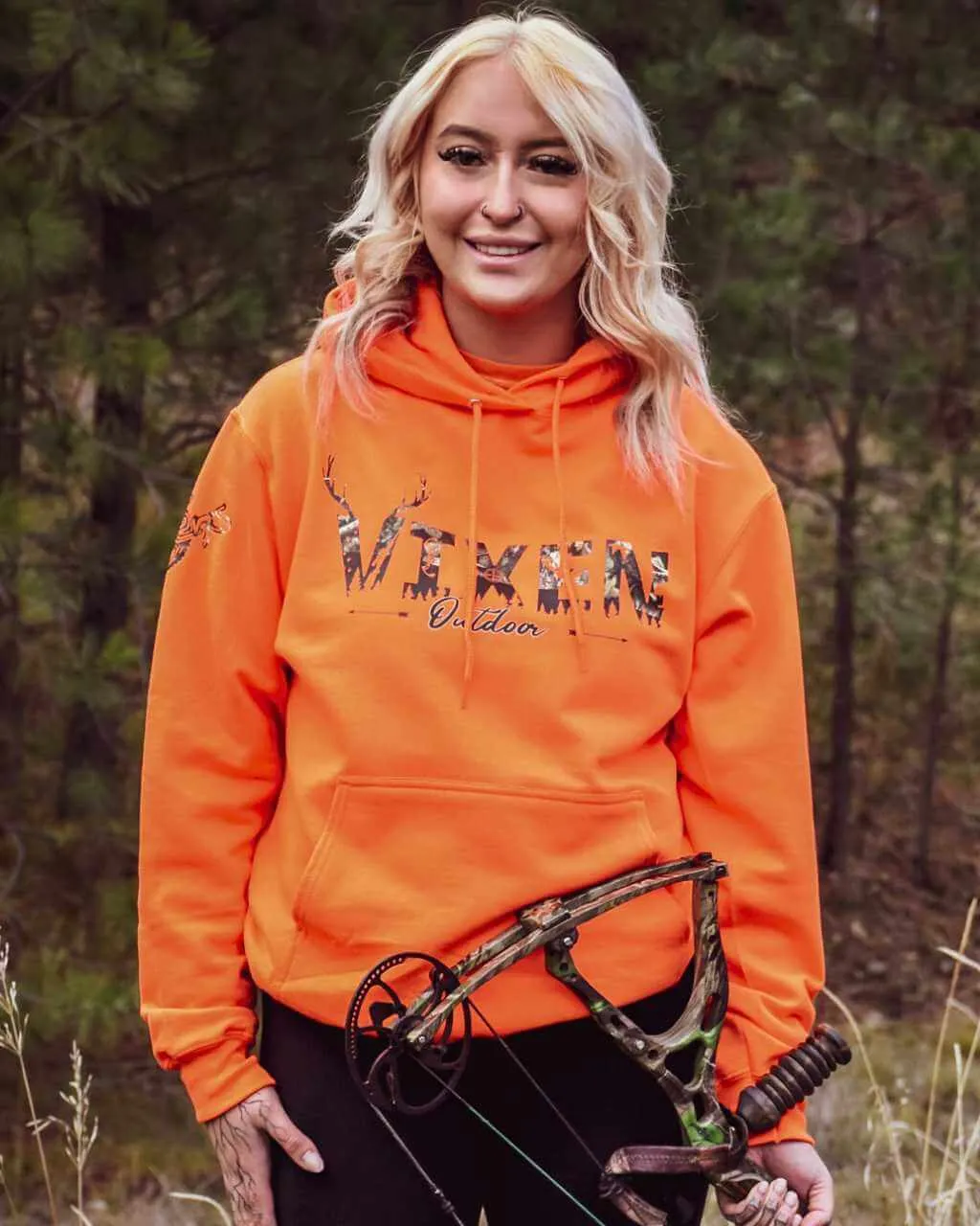 Vixen Huntress Pullover Hoodie-Safety